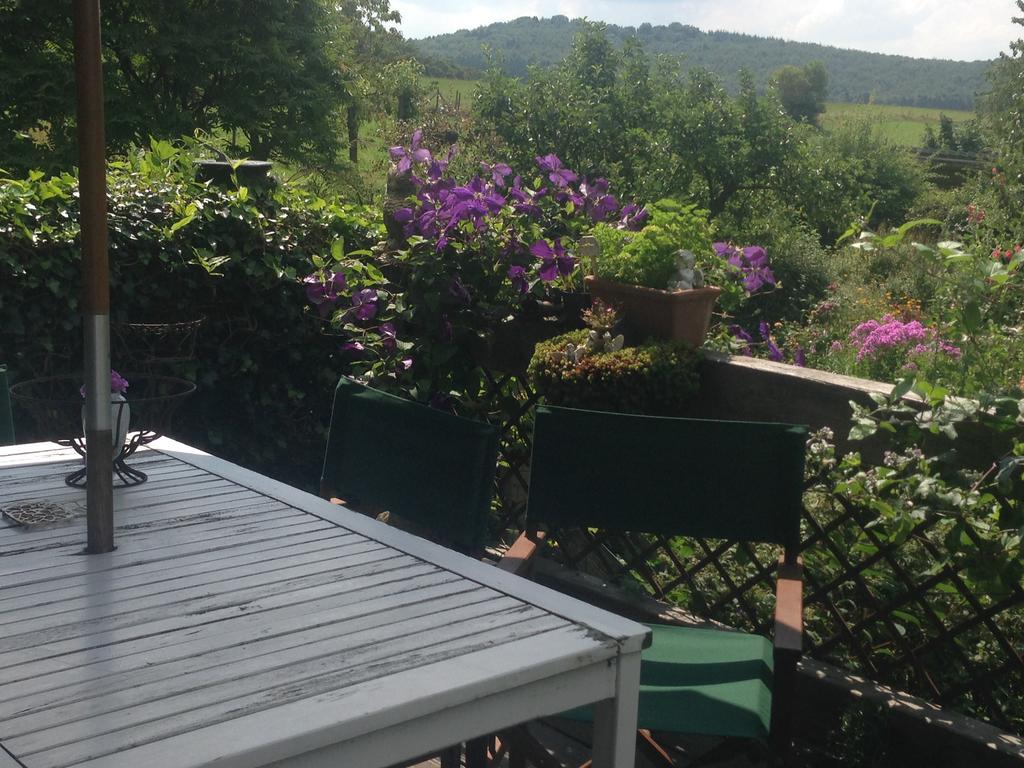 All Seasons Bed & Breakfast Kerpen  外观 照片